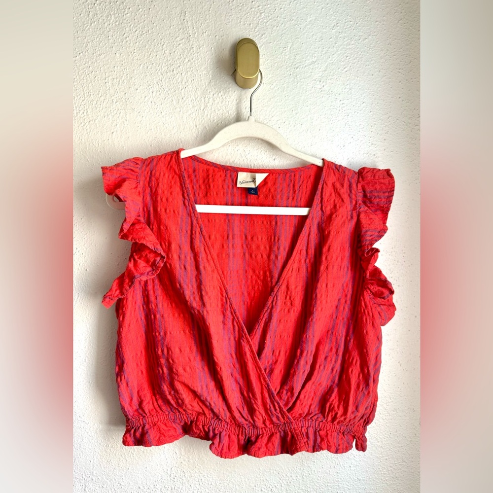 Universal Thread | Ruffle Crop Top Women’s V-Neck Large Pink & Red Stripe Summer